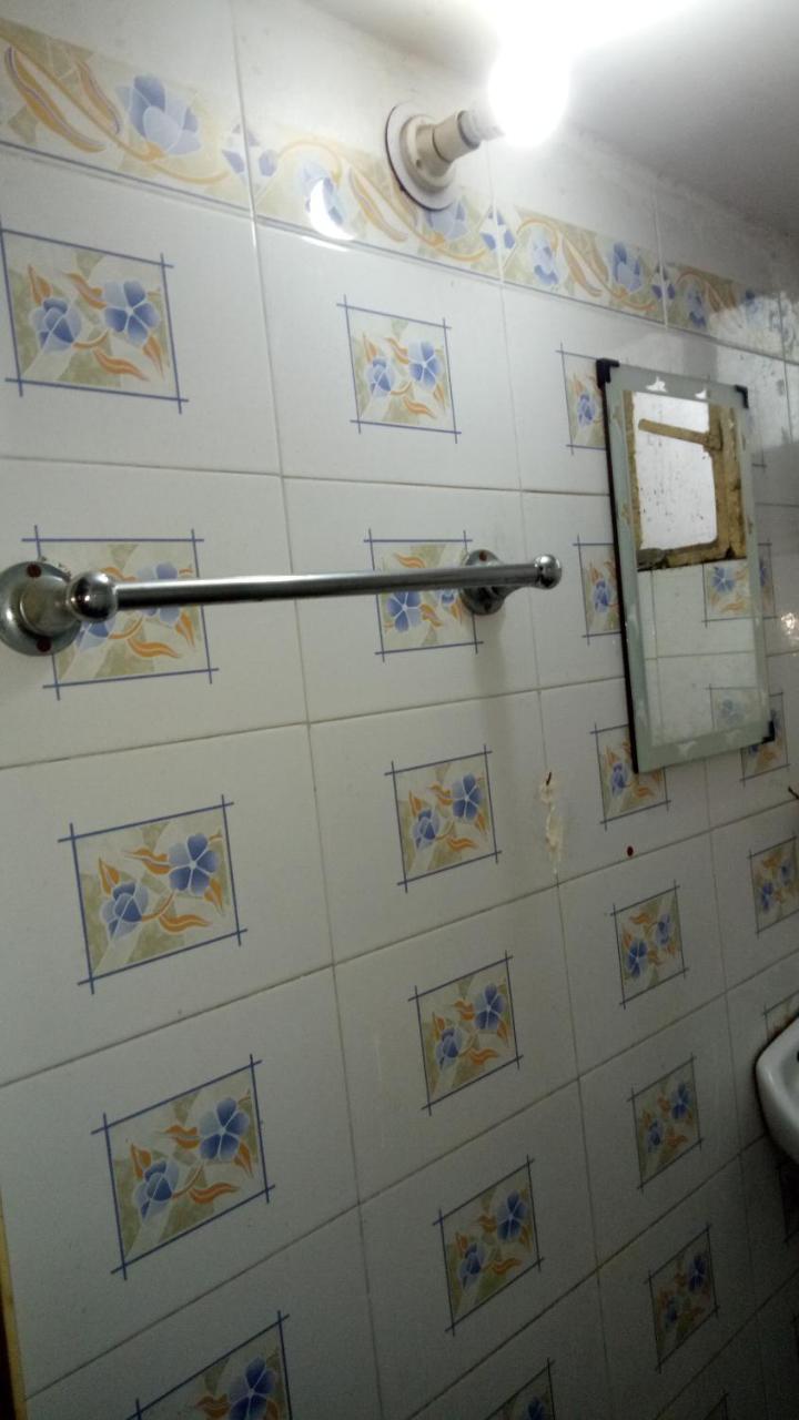 Ishan Paying Guest House Varanasi Exterior foto