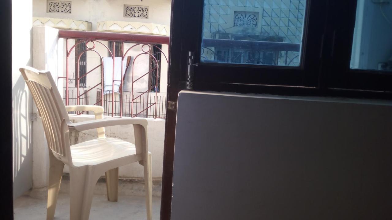 Ishan Paying Guest House Varanasi Exterior foto